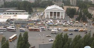 Видеонаблюдение через Интернет - видеокамера на площади Ленина